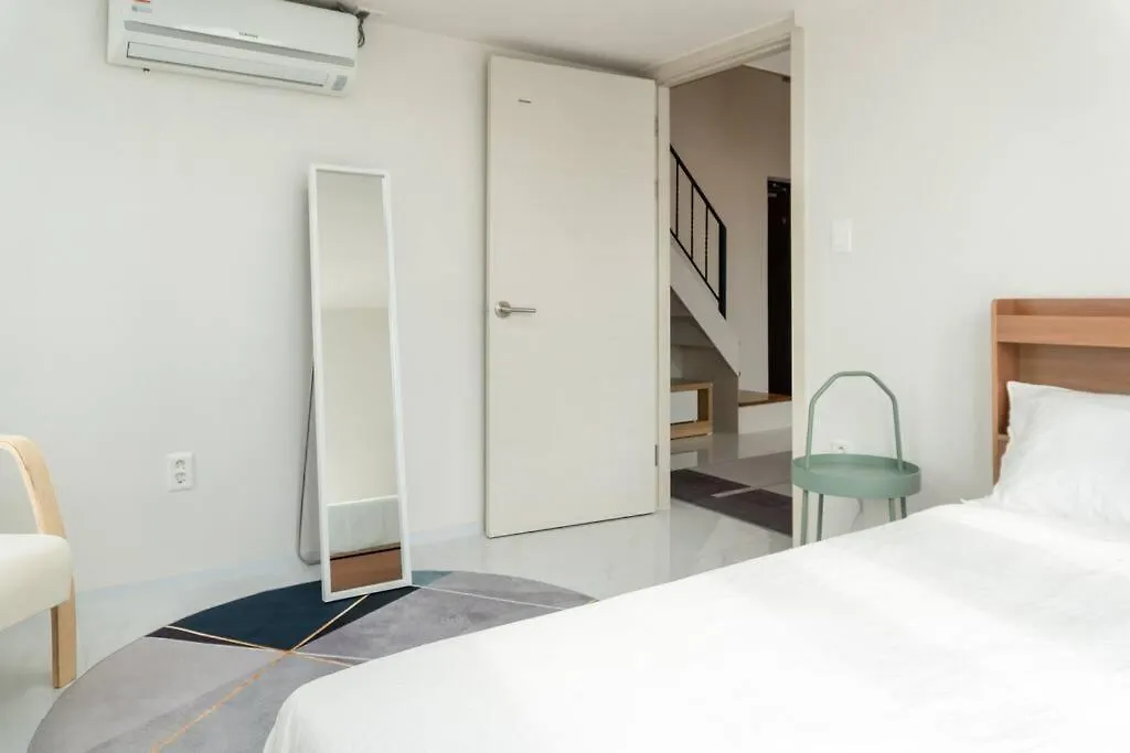 High-Rise Loft Coex Gangnam Stay Seoul South Korea